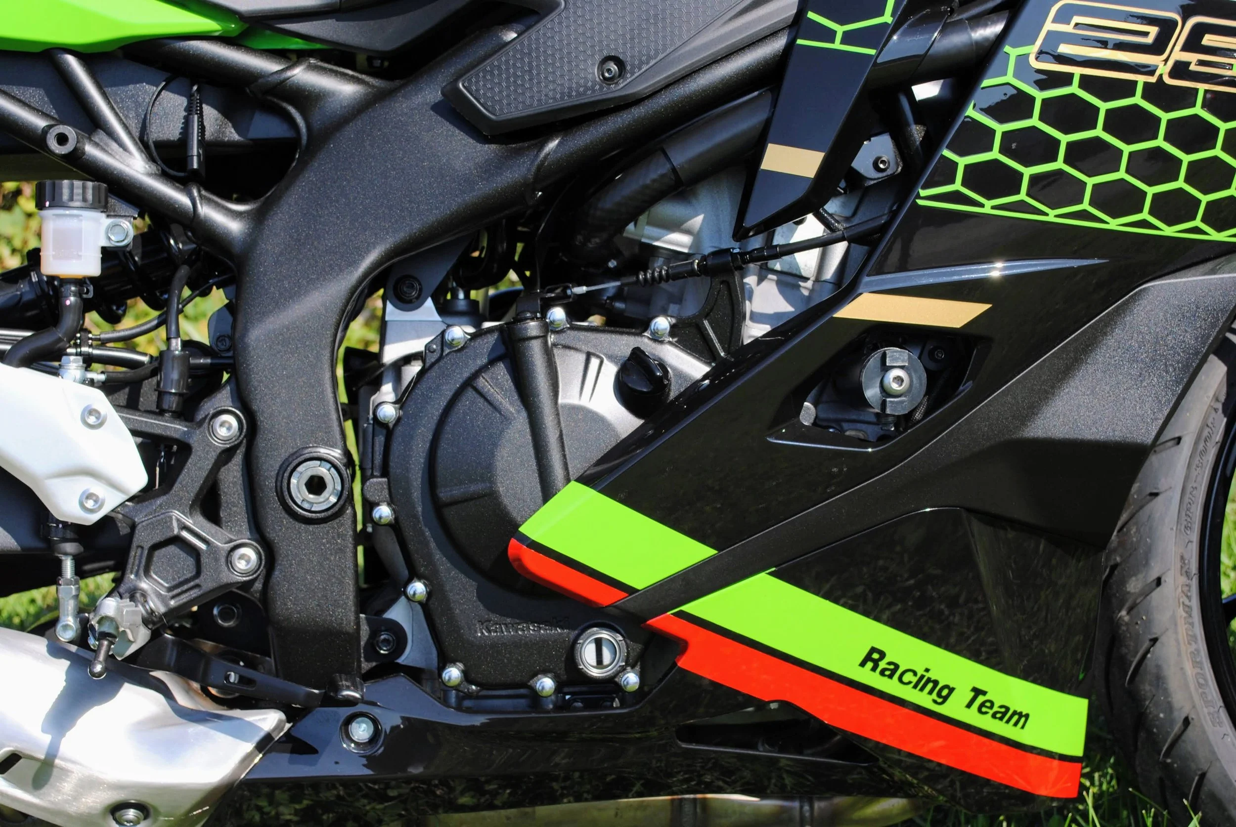 カーズ 1999 Nissan 300ZX - Motegi MF420 EXO - Polished | Wheel Pros